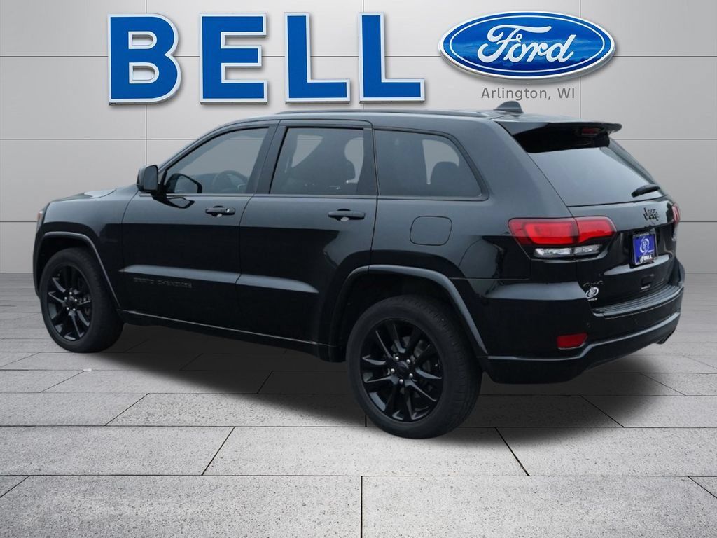 Used 2018 Jeep Grand Cherokee Altitude AWD/4WD image 6