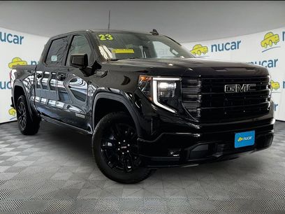 Used 2023 GMC Sierra 1500 Elevation