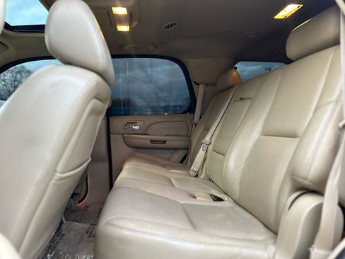 Used 2009 Cadillac Escalade 2WD Hybrid image 14
