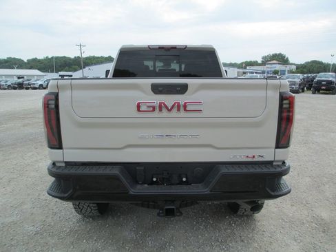 New 2026 GMC Sierra 2500 AT4X AWD/4WD image 6