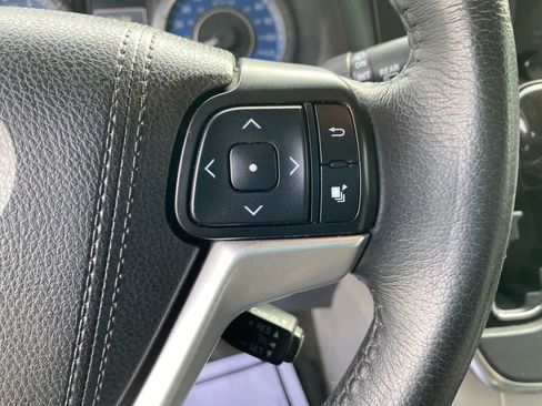 Used 2016 Toyota Sienna XLE w/ XLE Navigation Package image 27