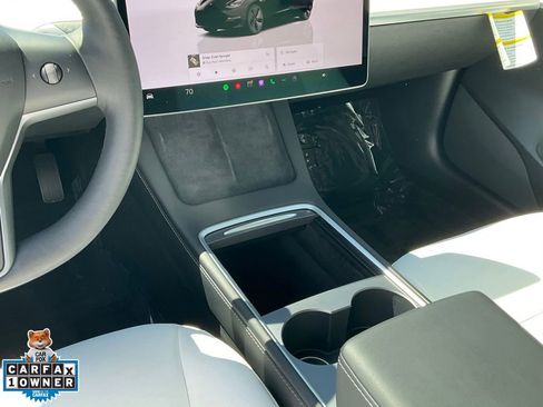 Used 2022 Tesla Model 3 Long Range image 45