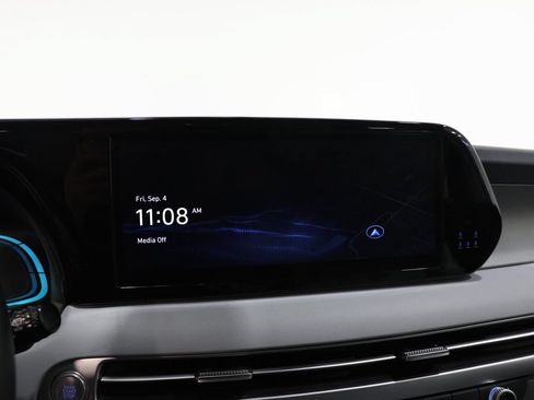 Used 2025 Hyundai Palisade SEL AWD/4WD image 23