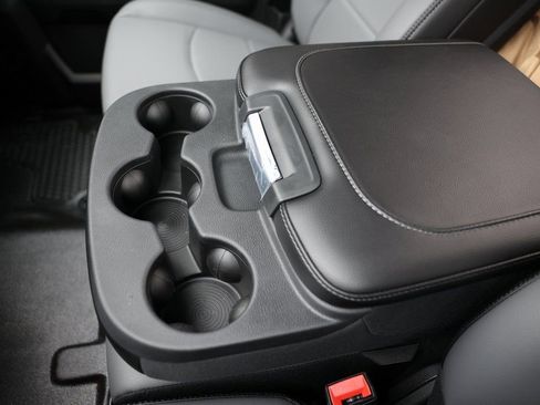 New 2024 RAM 5500 Tradesman image 33