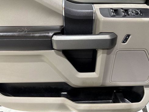 Used 2017 Ford F350 XLT image 16