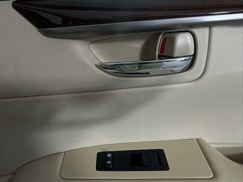 Used 2015 Lexus ES 350 w/ Luxury Package image 35