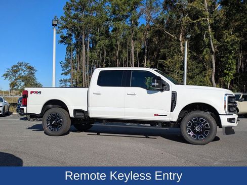 New 2026 Ford F350 Platinum image 3