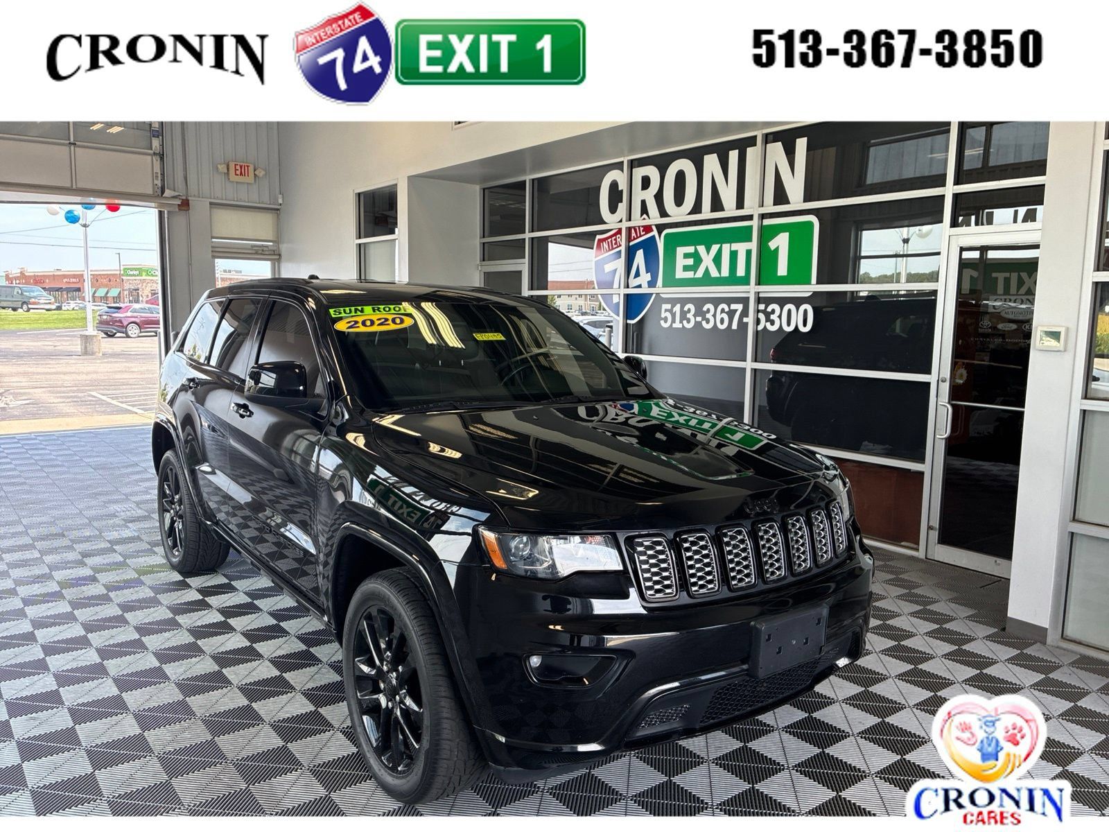 Used 2020 Jeep Grand Cherokee Altitude AWD/4WD image 1