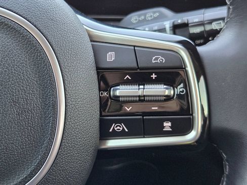 Used 2025 Kia Sorento S w/ Panoramic Sunroof Package FWD image 29