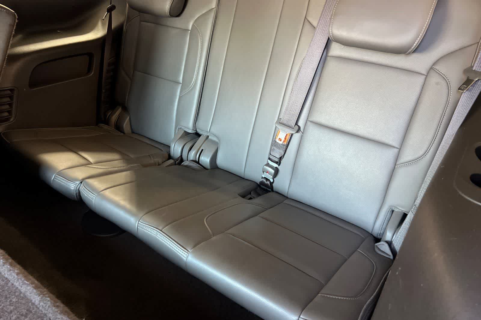 Used 2017 GMC Yukon Denali w/ Open Road Package RWD image 17