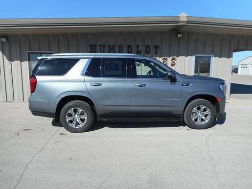 Used 2022 GMC Yukon SLE AWD/4WD image 4