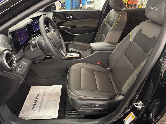 Used 2026 Chevrolet Trax ACTIV w/ Driver Confidence Package FWD image 11