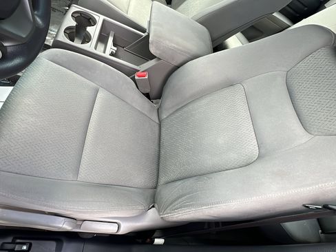 Used 2010 Honda Ridgeline RT image 11