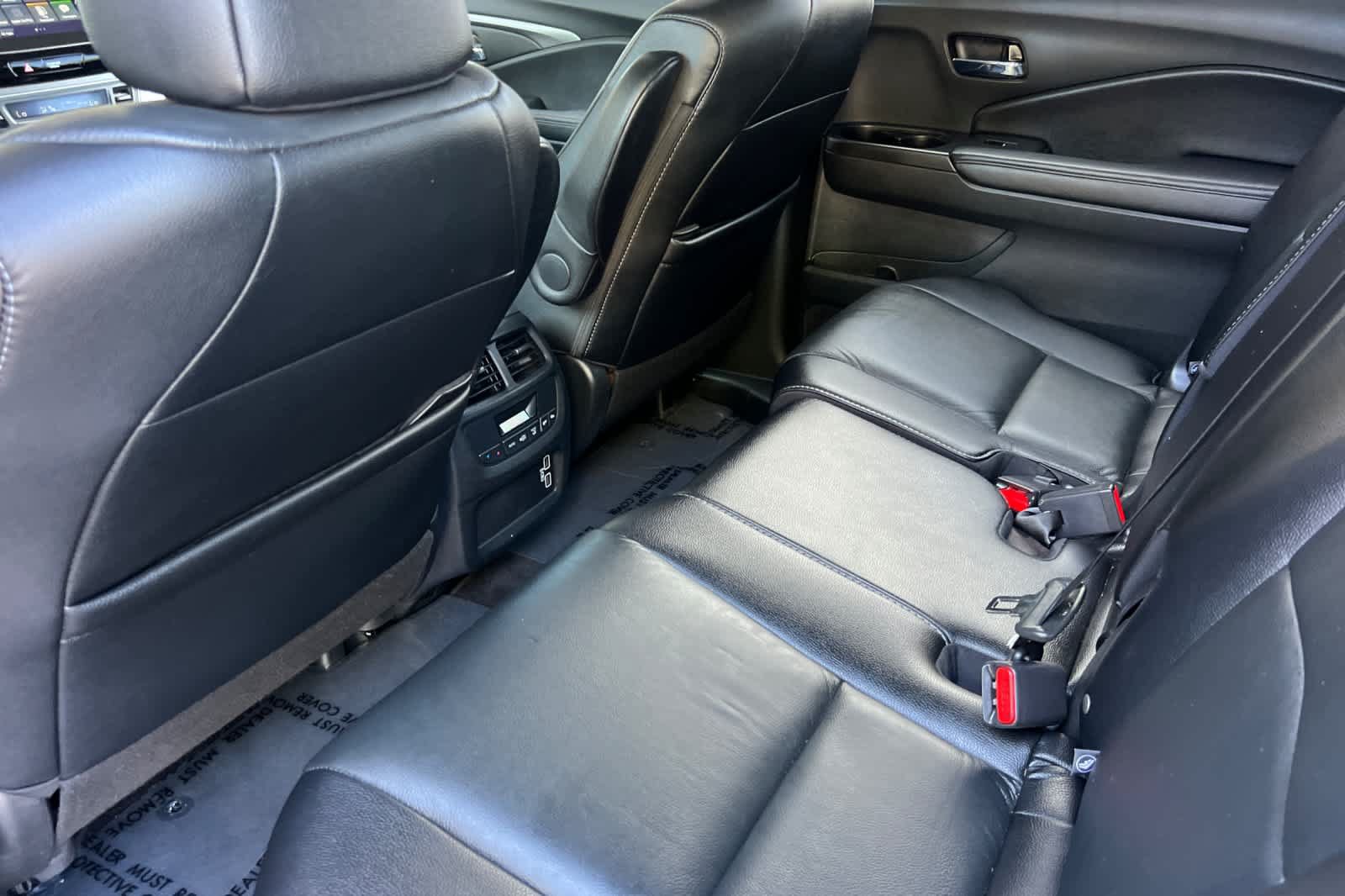 Used 2021 Honda Pilot Special Edition image 4
