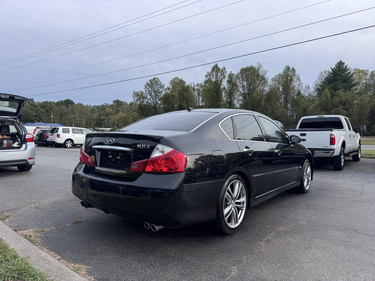 Used 2009 INFINITI M35 w/ Technology Pkg RWD image 5