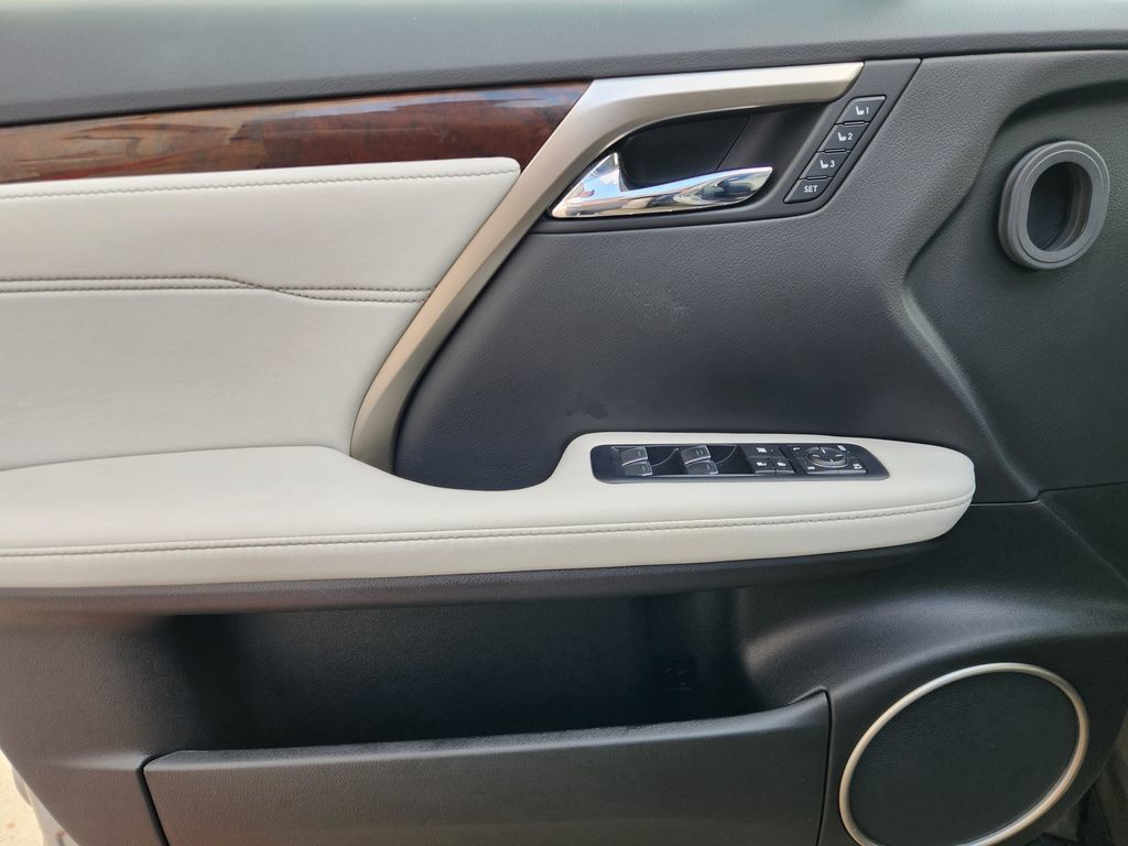 Used 2017 Lexus RX 350 FWD w/ Premium Package image 23