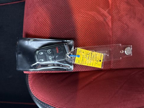 Used 2021 Dodge Challenger R/T Scat Pack w/ Plus Package image 34