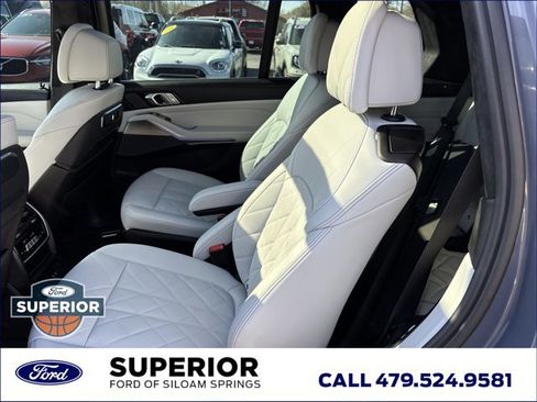 Used 2023 BMW X7 xDrive40i w/ Executive Package image 20