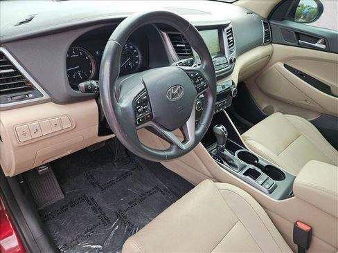 Used 2017 Hyundai Tucson SE Plus FWD image 10