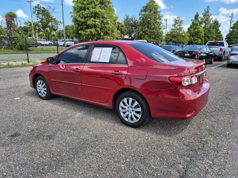 Used 2013 Toyota Corolla LE FWD image 6