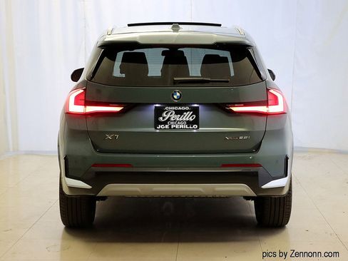 Used 2025 BMW X1 xDrive28i w/ Technology Package image 7