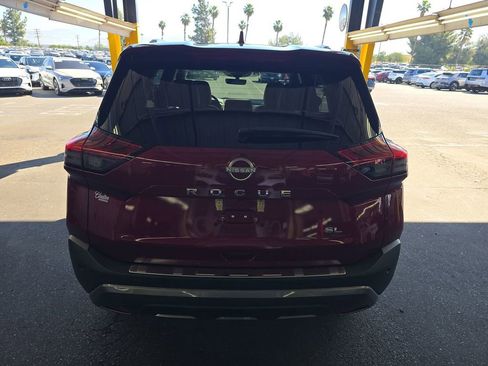 Used 2023 Nissan Rogue SL w/ SL Premium Package image 6