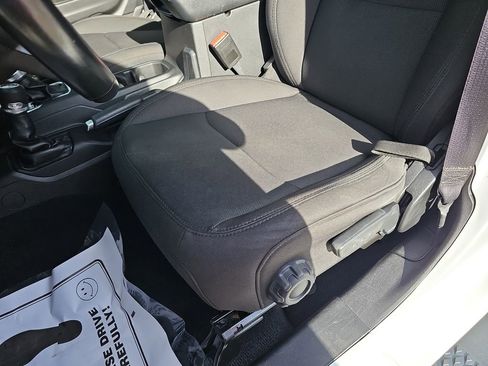 Used 2022 Jeep Gladiator Sport image 33