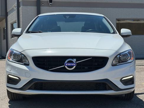 Used 2017 Volvo S60 T5 Dynamic FWD image 11
