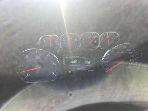 Used 2015 GMC Yukon XL SLT w/ Open Road Package image 9