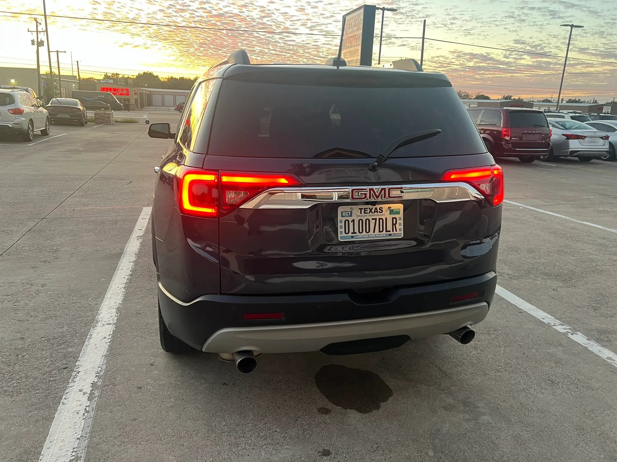 Used 2019 GMC Acadia Denali w/ Technology Package AWD/4WD image 4