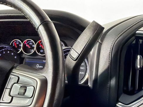 Used 2021 Chevrolet Silverado 1500 RST image 16