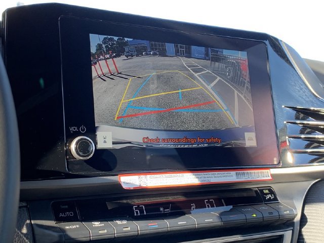 Used 2026 Toyota Camry SE FWD image 22