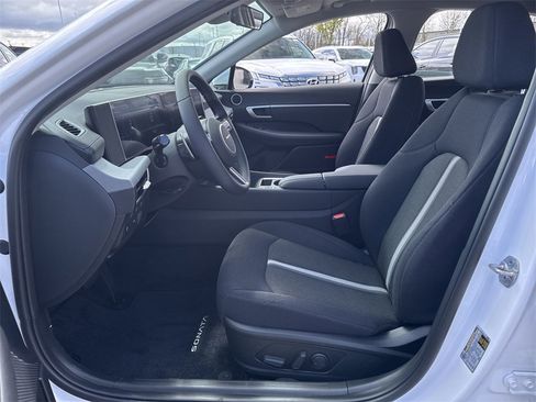 Used 2025 Hyundai Sonata SEL image 12