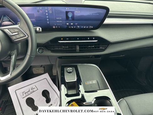 Used 2025 Buick Enclave Preferred w/ Power Package image 13