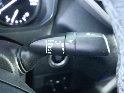 Used 2022 Toyota Tundra SR5 w/ SR5 Premium Package RWD image 24