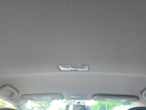 Used 2012 Toyota Corolla S image 28