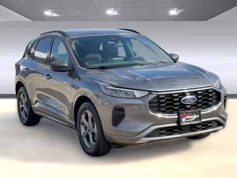 Used 2023 Ford Escape ST-Line image 7