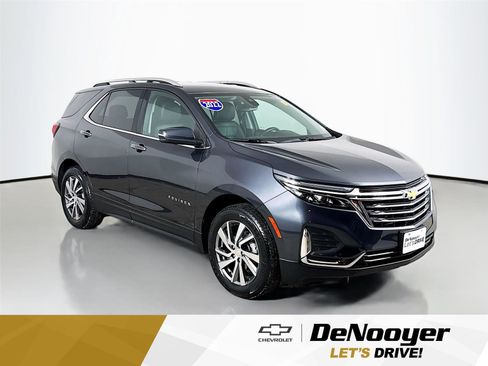 Used 2022 Chevrolet Equinox Premier image 1