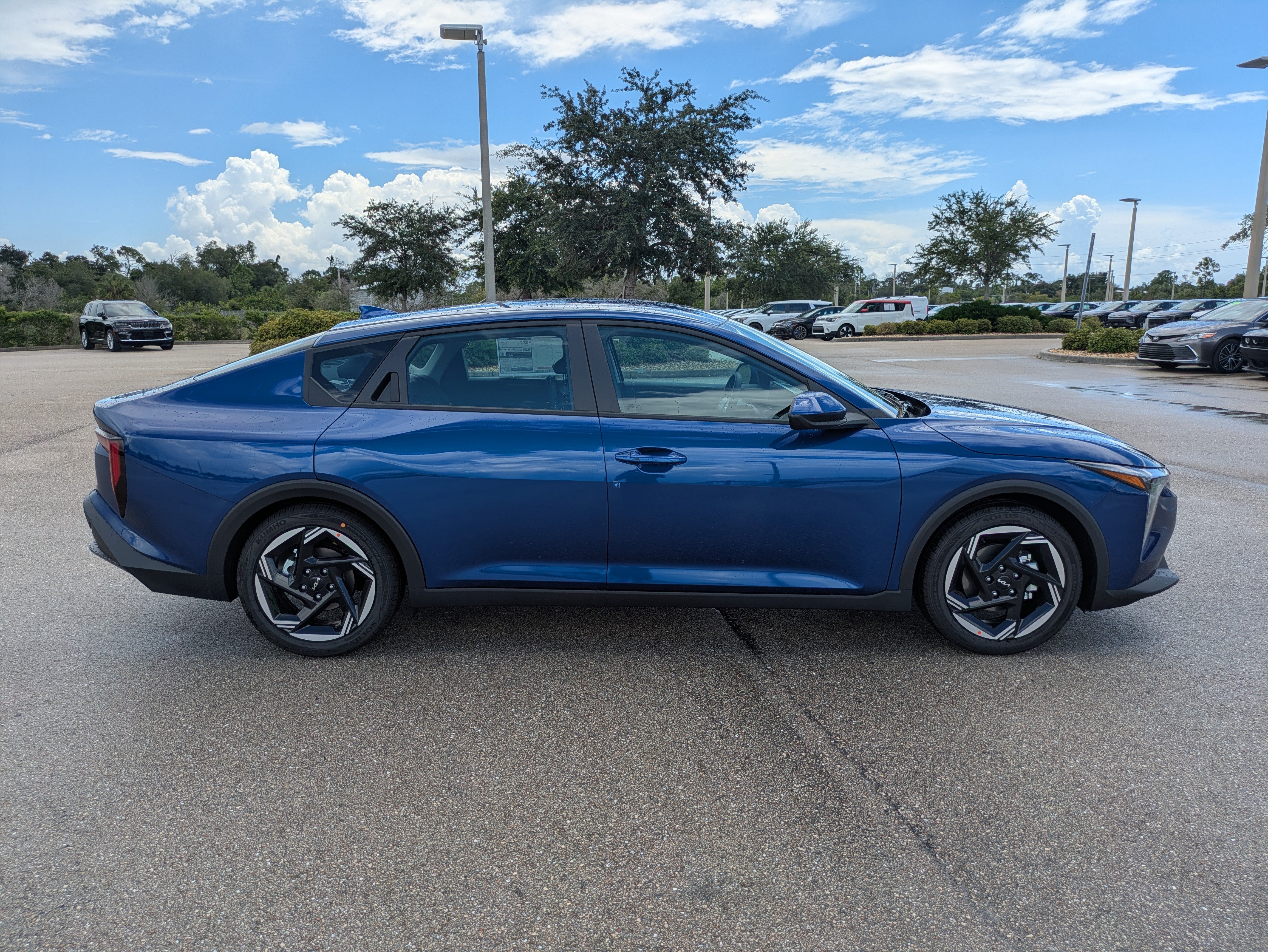 New 2026 Kia K4 EX FWD image 3
