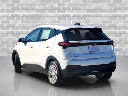 New 2027 Chevrolet Bolt LT w/ Comfort Package FWD image 4