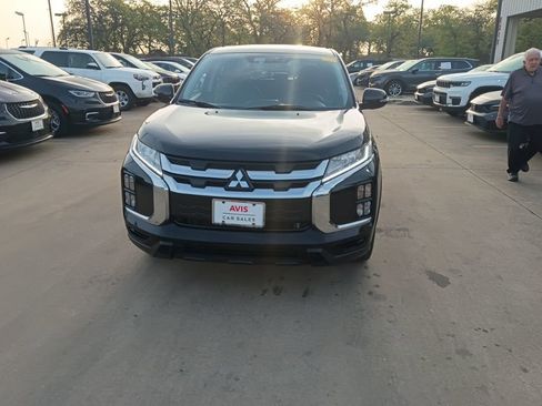 Used 2025 Mitsubishi Outlander Sport SE image 5