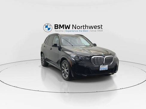 Used 2024 BMW X5 xDrive40i w/ Executive Package AWD/4WD image 7