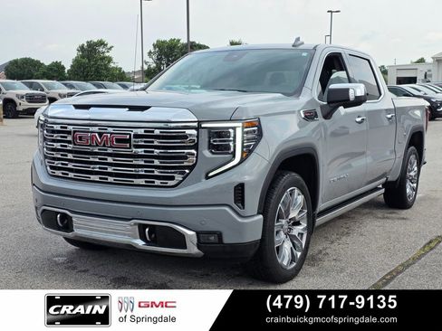 Used 2025 GMC Sierra 1500 Denali AWD/4WD image 3
