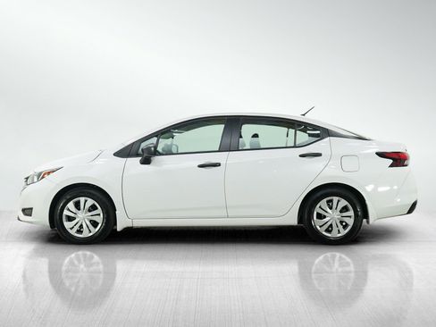 Used 2024 Nissan Versa S w/ Trunk Package FWD image 2