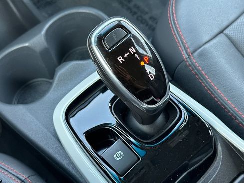 Used 2019 Chevrolet Bolt Premier w/ Infotainment Package image 21