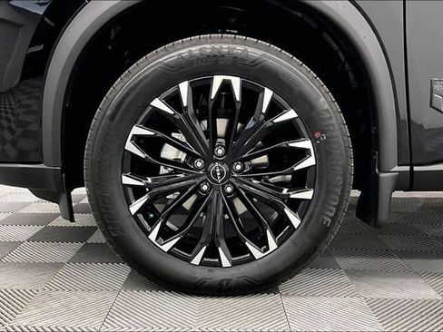 New 2026 Nissan Rogue SV FWD image 12