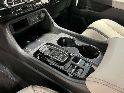 New 2026 Honda Pilot Touring image 16