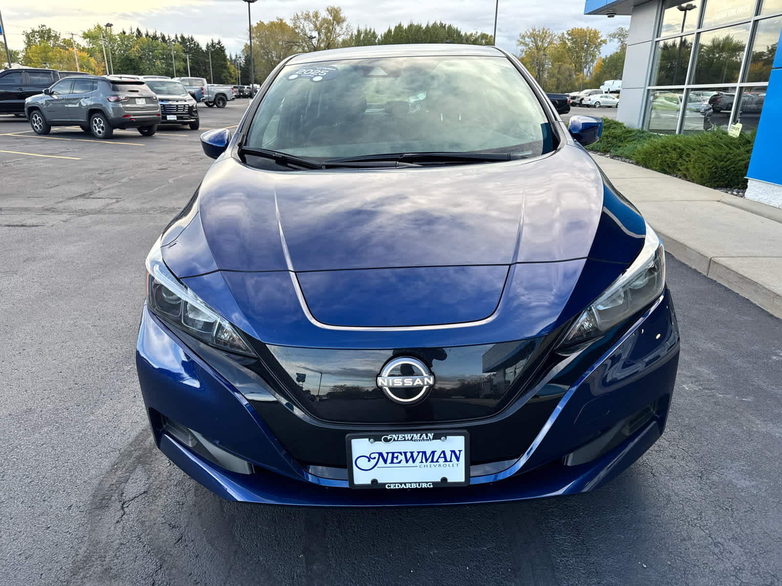 Used 2025 Nissan Leaf S FWD image 12