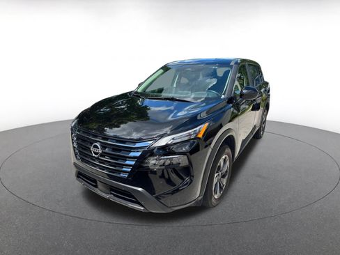Used 2025 Nissan Rogue SV FWD image 9