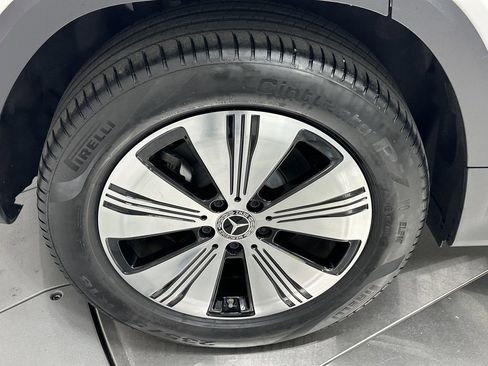 Certified 2024 Mercedes-Benz EQB 250+ image 19